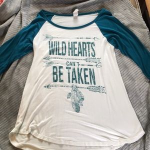 Small 3/4 sleeve T-shirt